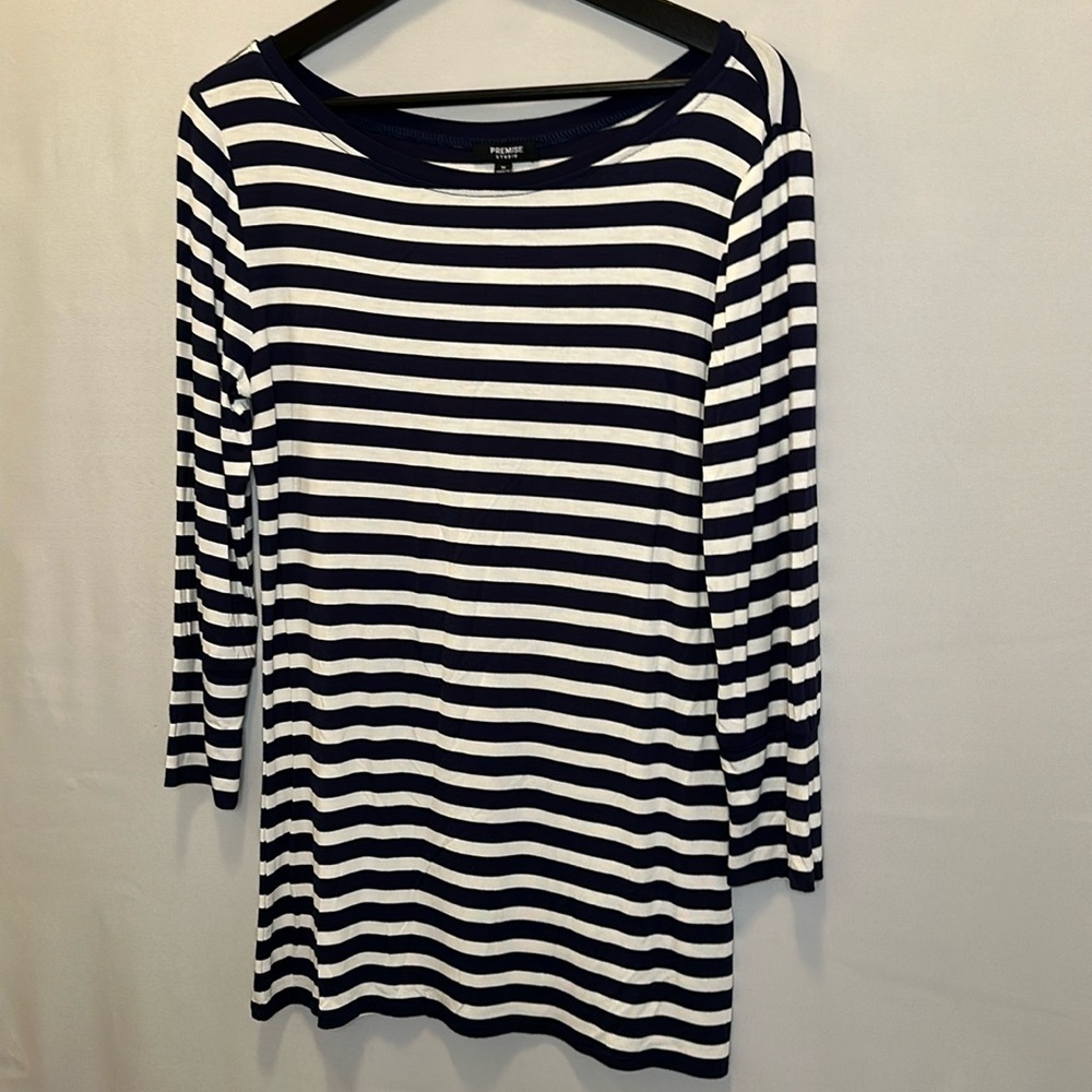 Premise Studio Womens Blouse Top M Striped Puff Long Sleeve Soft Loganlook Comfy